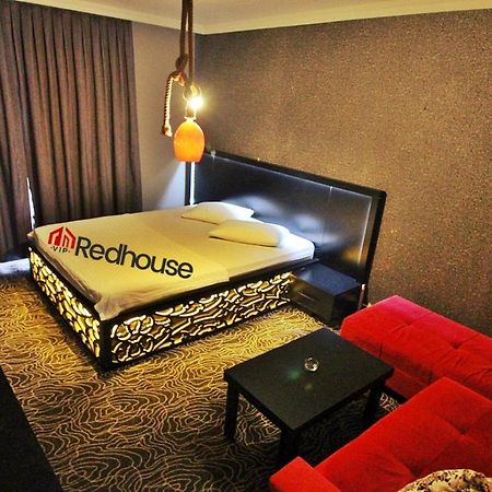 Red House Vip Apartmant Suites 伊斯坦布尔 外观 照片