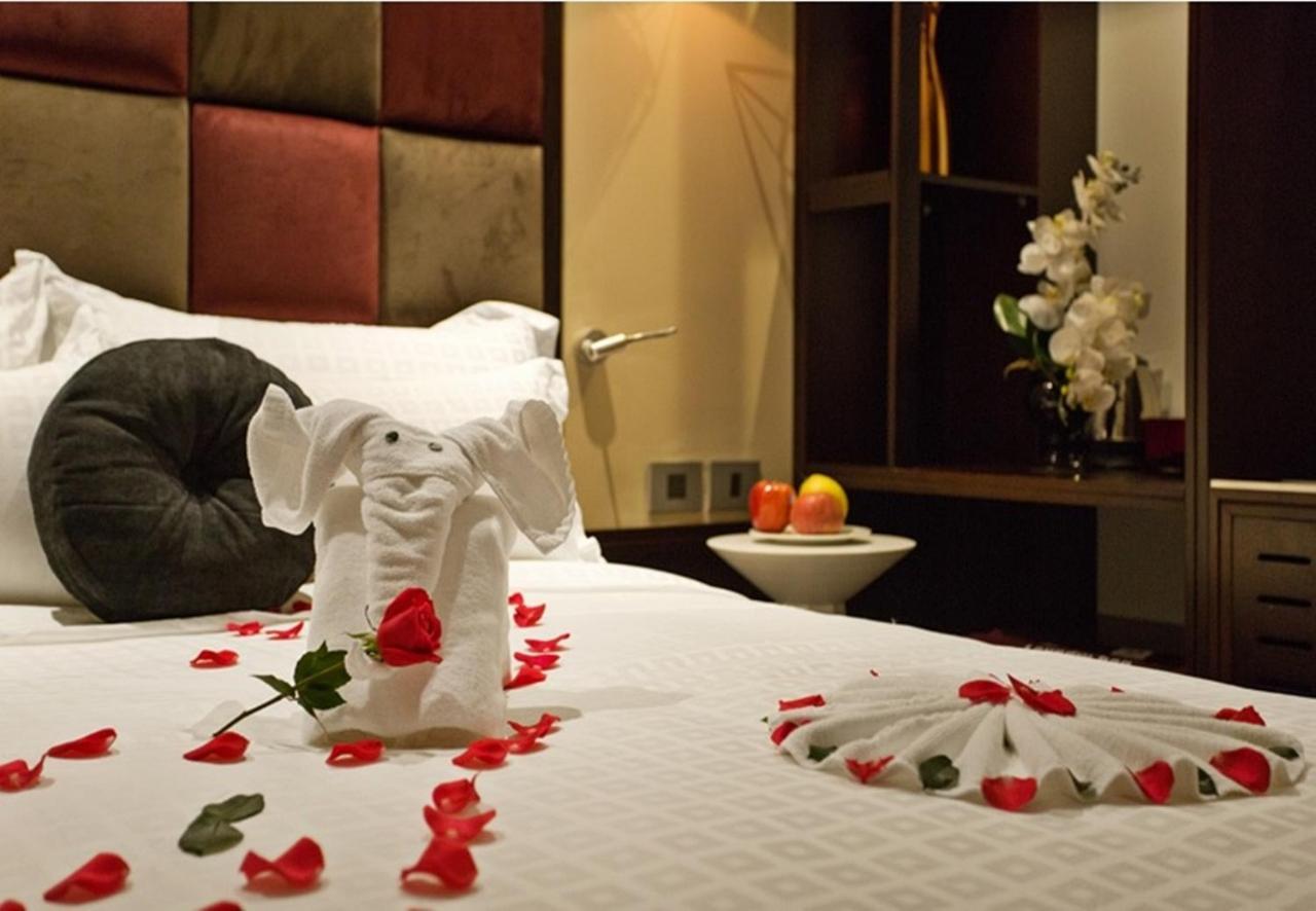 Red House Vip Apartmant Suites 伊斯坦布尔 外观 照片